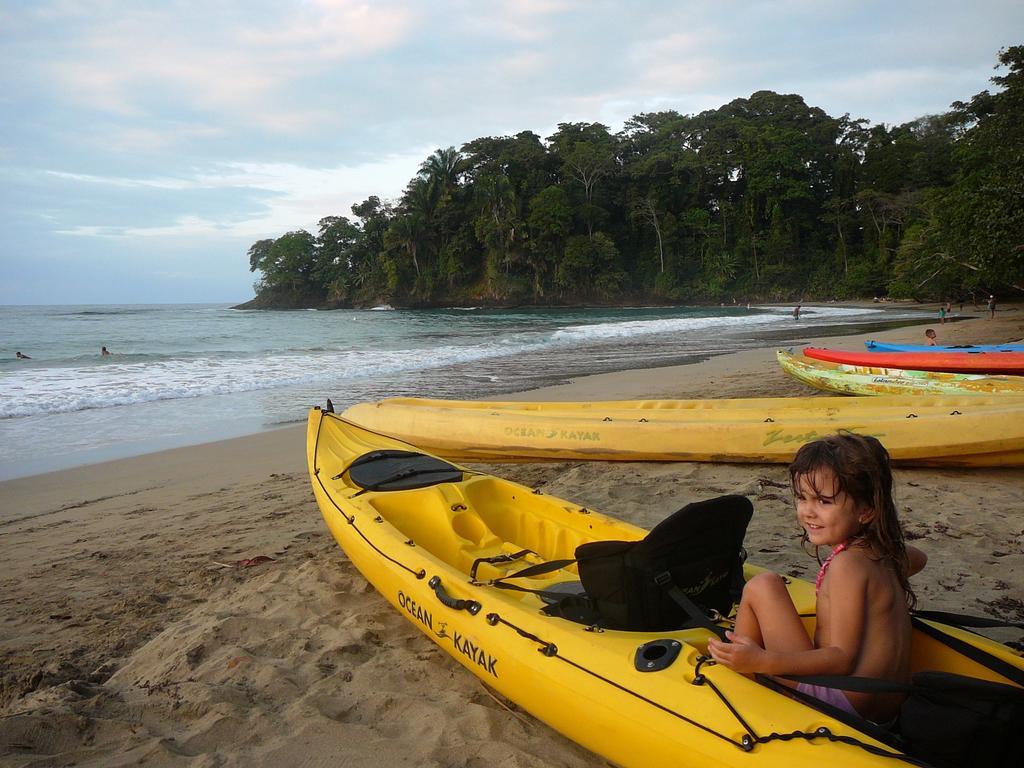 Casa Lina Sloth View Exotic Apartment With Privat Kitchen Puerto Viejo de Talamanca Rom bilde