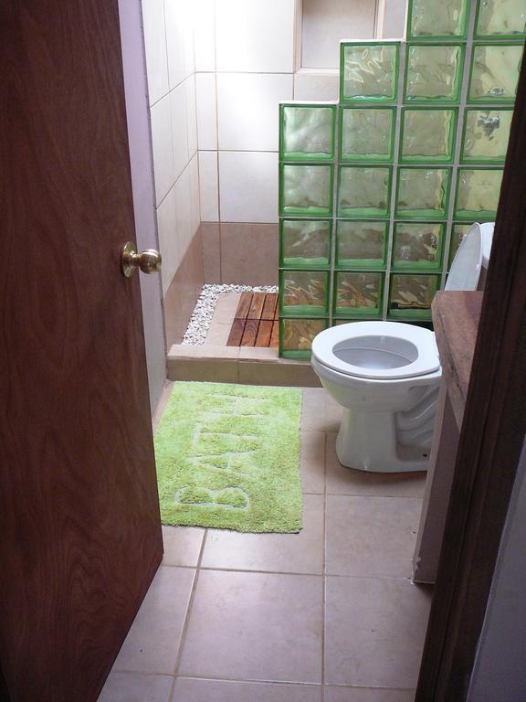 Casa Lina Sloth View Exotic Apartment With Privat Kitchen Puerto Viejo de Talamanca Rom bilde